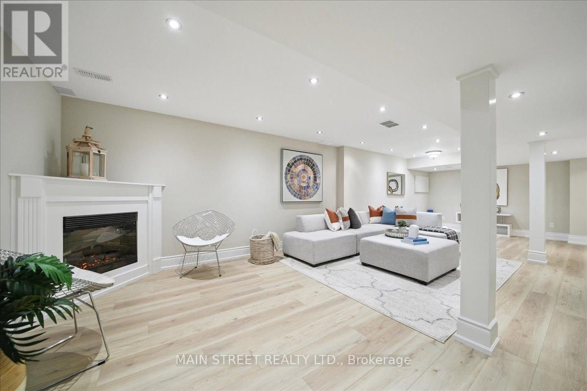 38 CARRIAGE HOUSE COURT Image 27