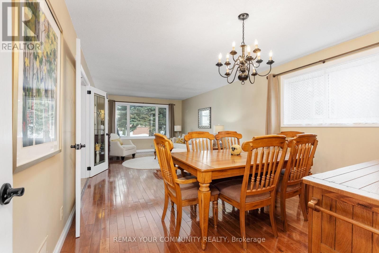 28 CAMROSE DRIVE Image 11