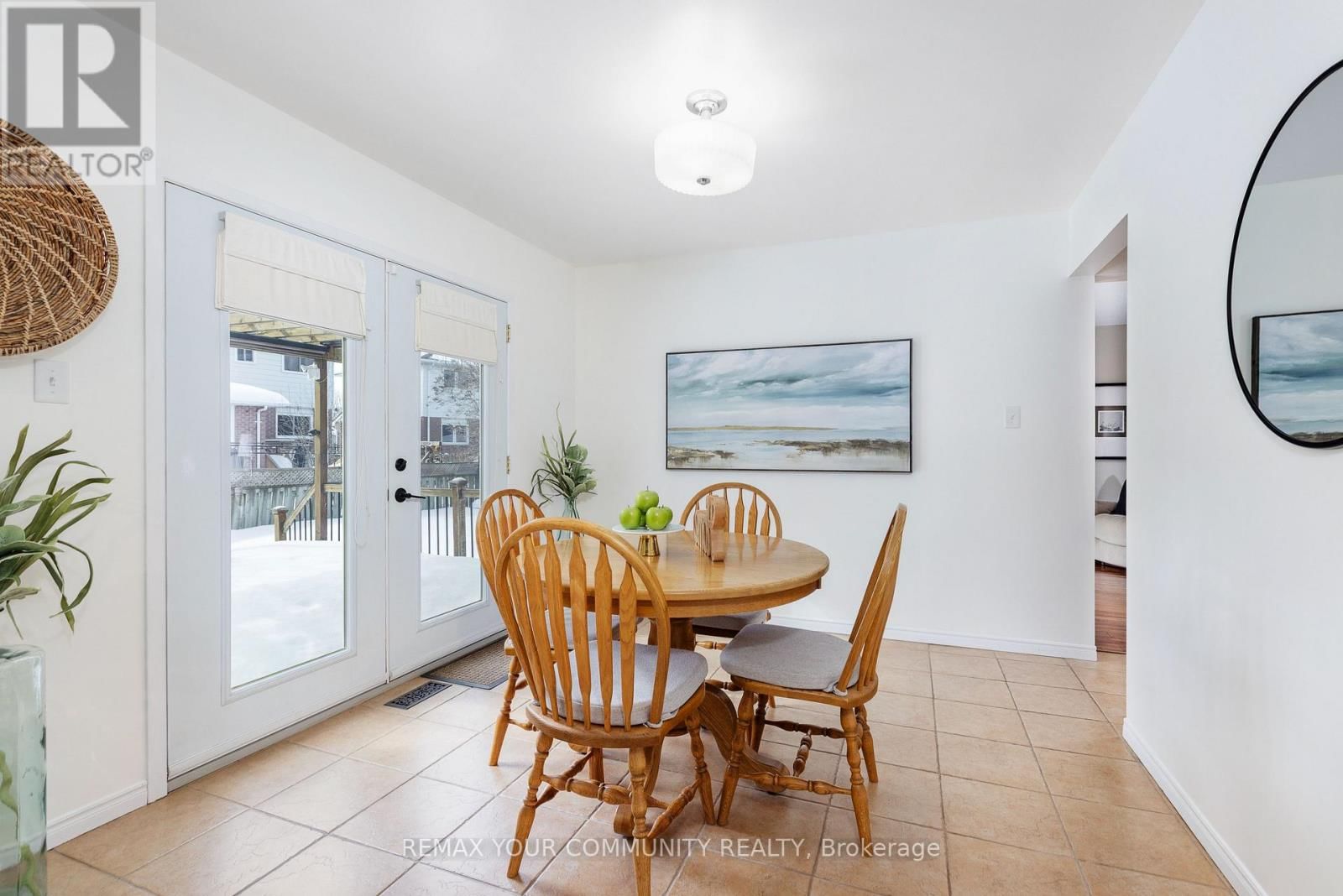 28 CAMROSE DRIVE Image 12