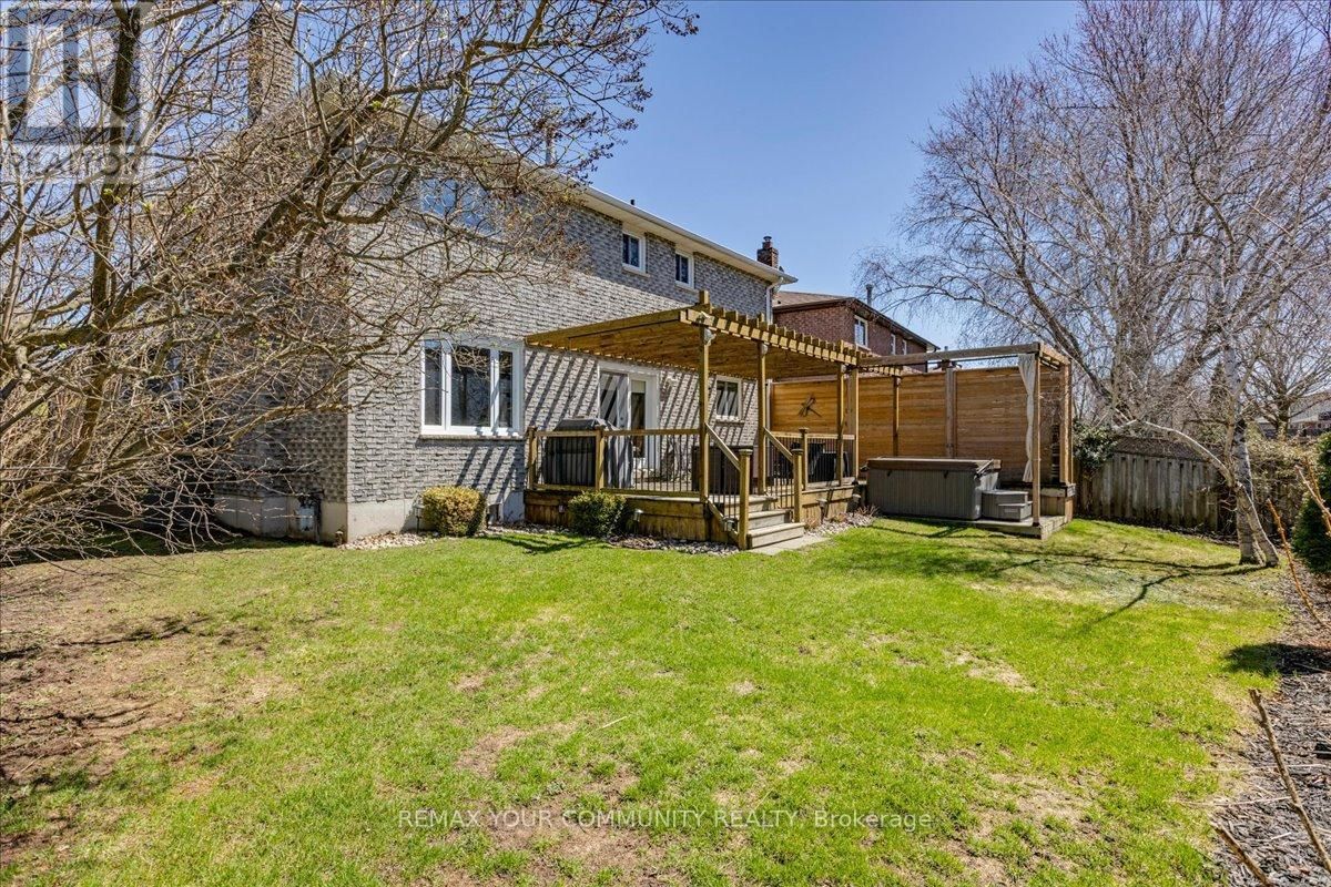 28 CAMROSE DRIVE Image 38