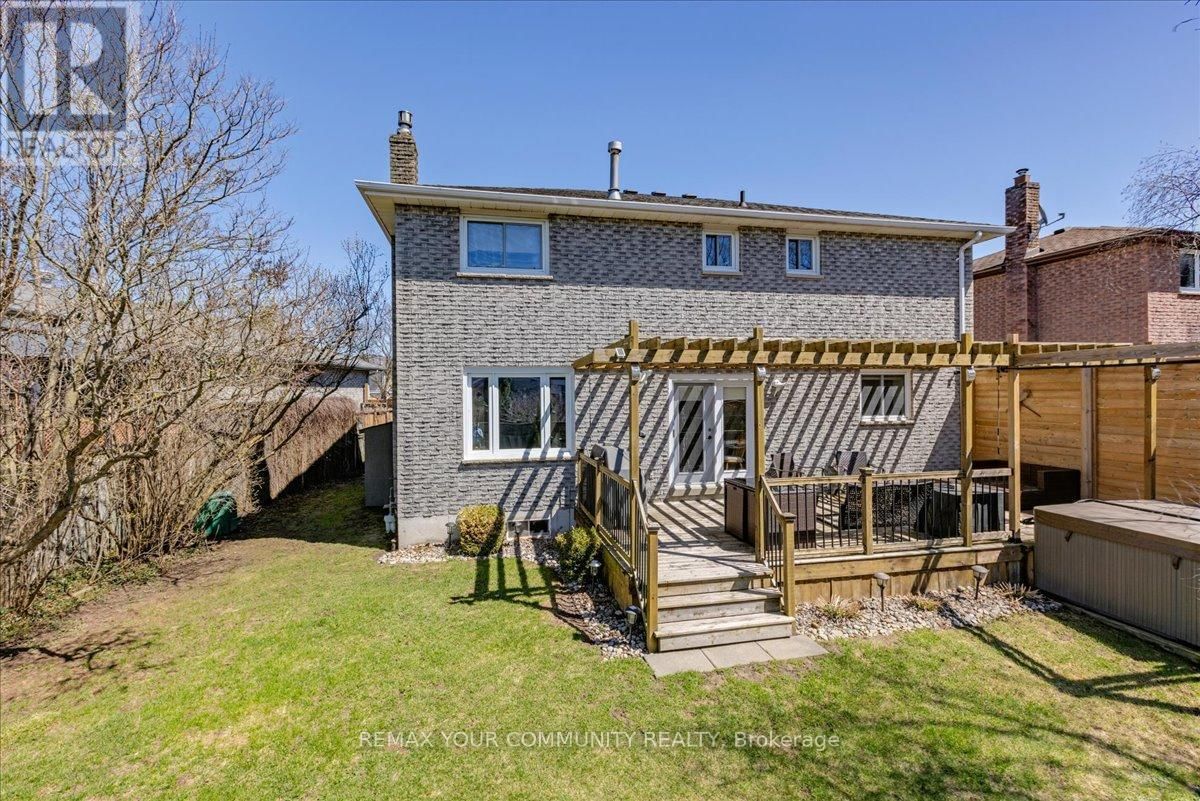 28 CAMROSE DRIVE Image 39