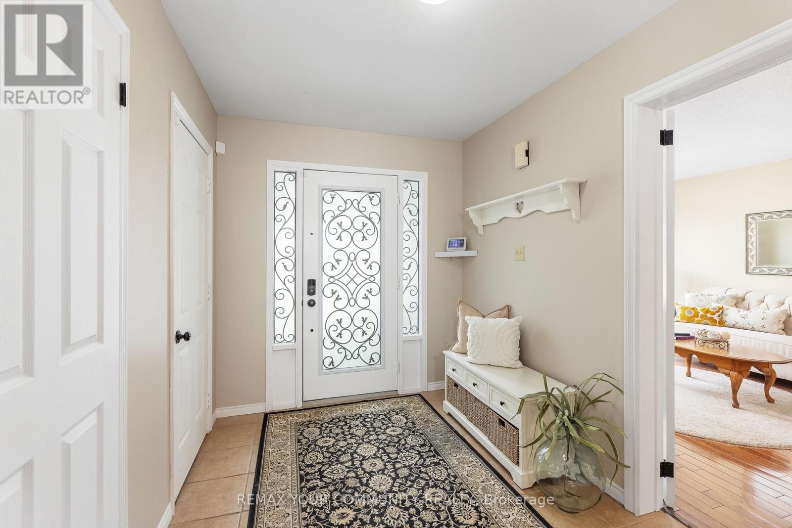 28 CAMROSE DRIVE Image 5