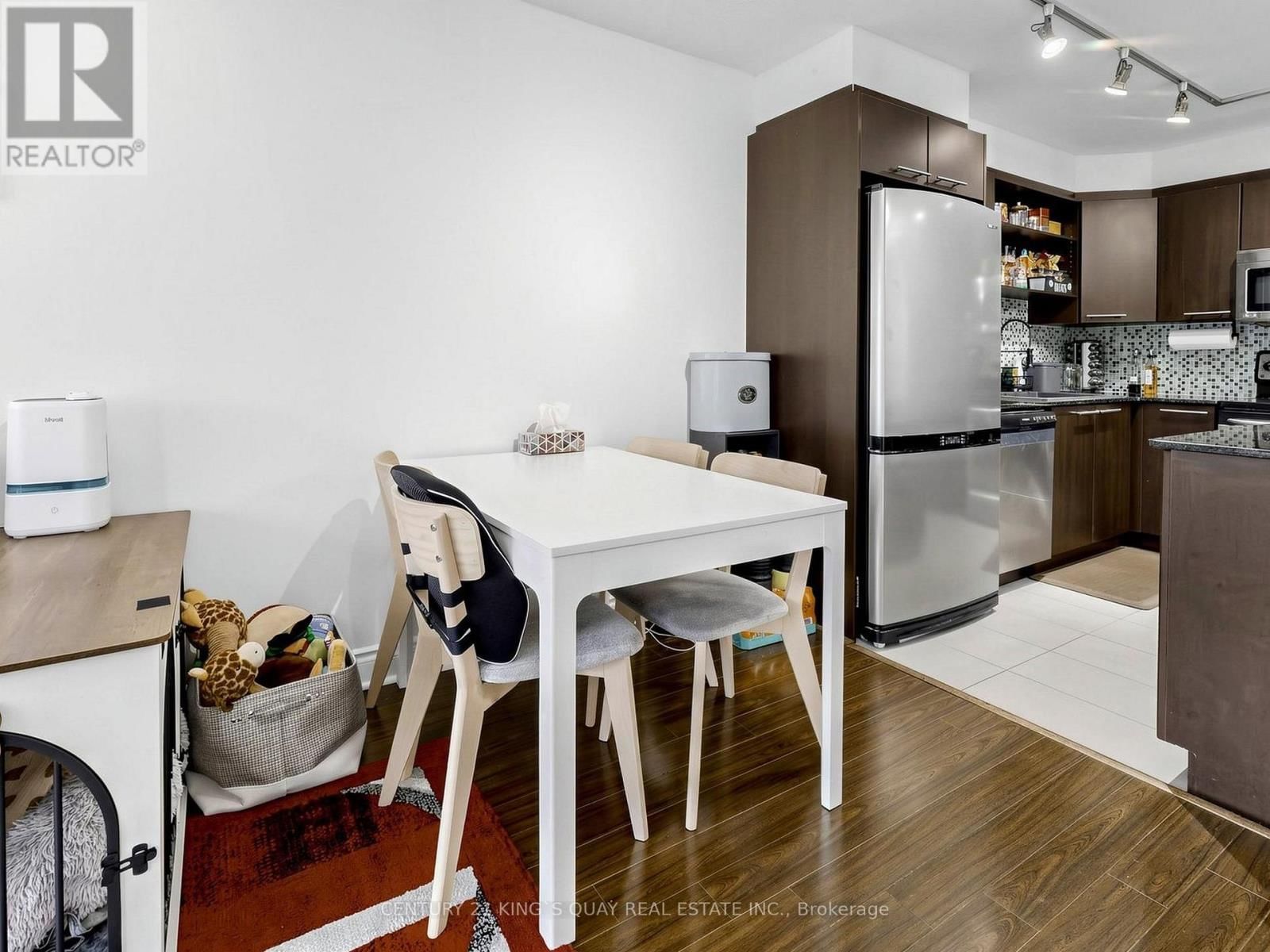 602 - 37 GALLERIA PARKWAY Image 14