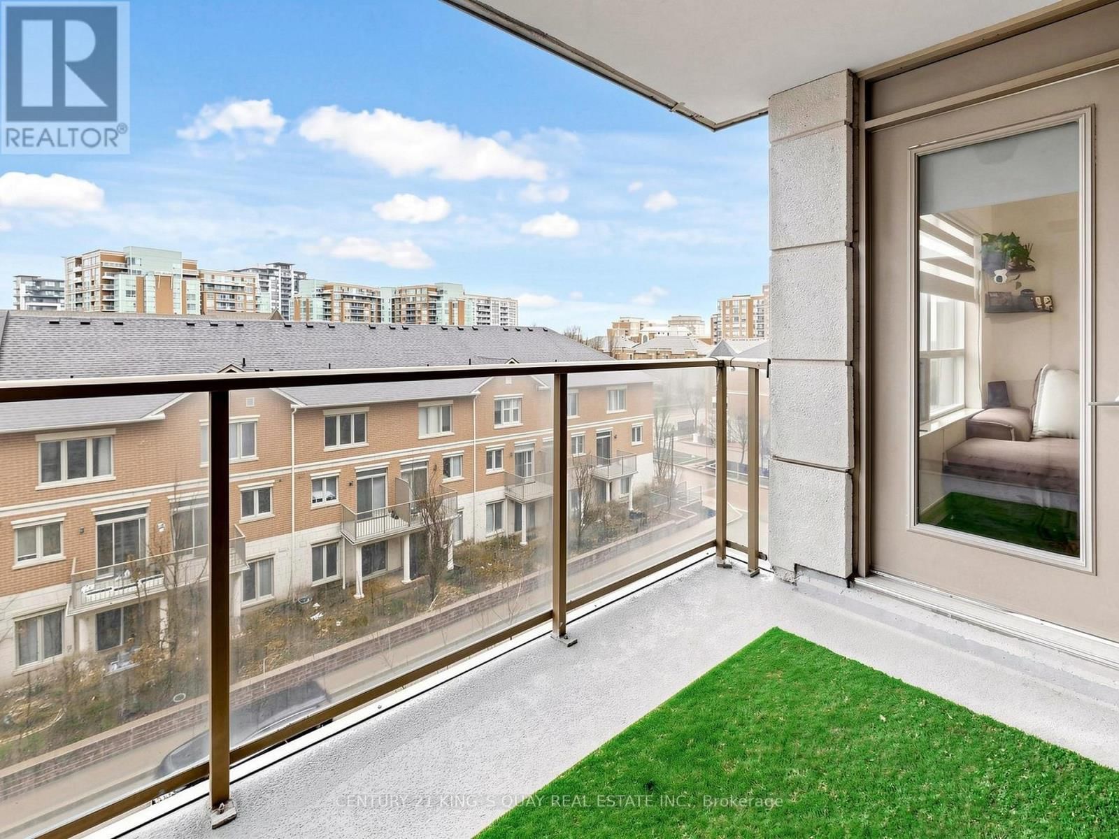 602 - 37 GALLERIA PARKWAY Image 33