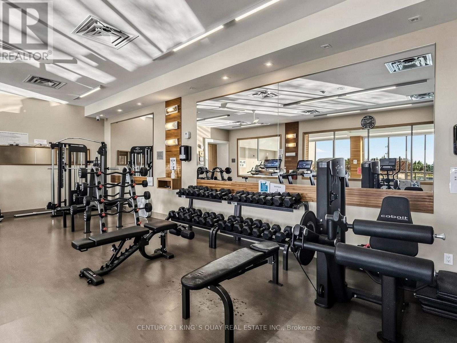 602 - 37 GALLERIA PARKWAY Image 35