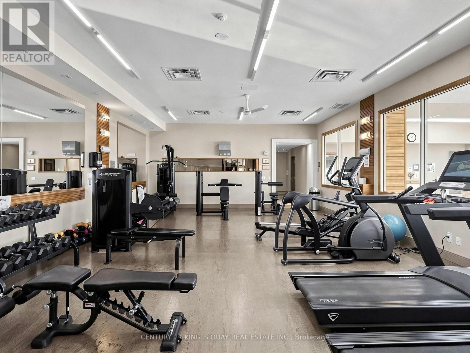 602 - 37 GALLERIA PARKWAY Image 39