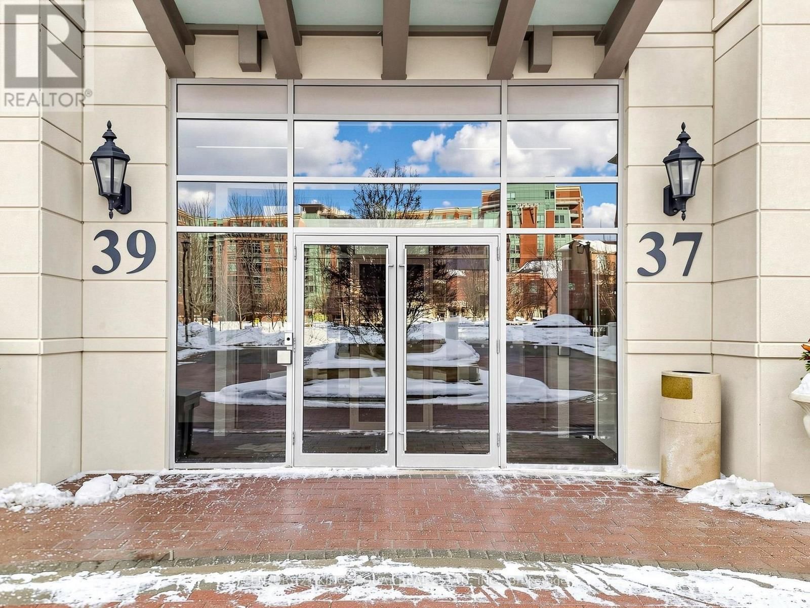 602 - 37 GALLERIA PARKWAY Image 41