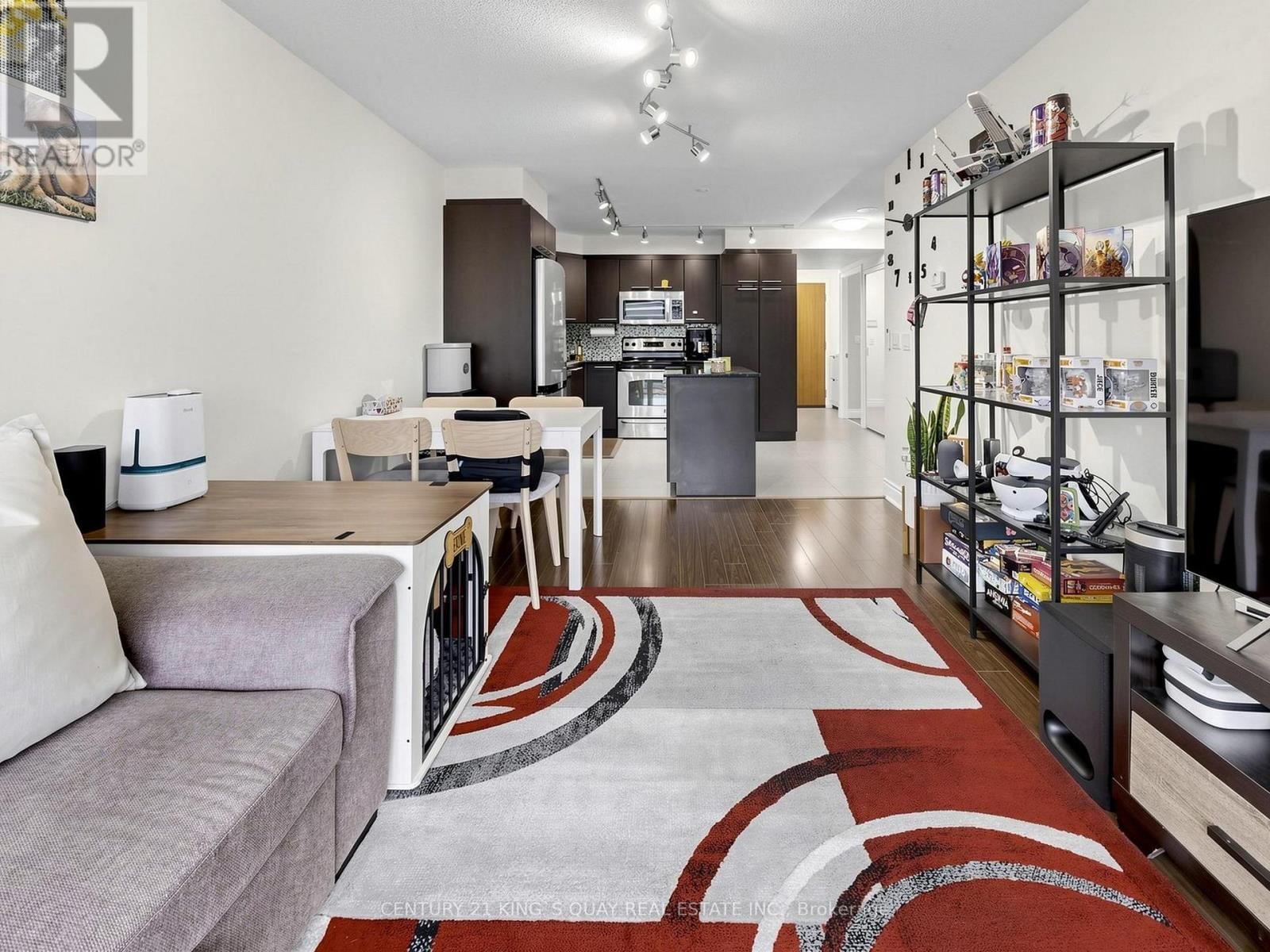 602 - 37 GALLERIA PARKWAY Image 9