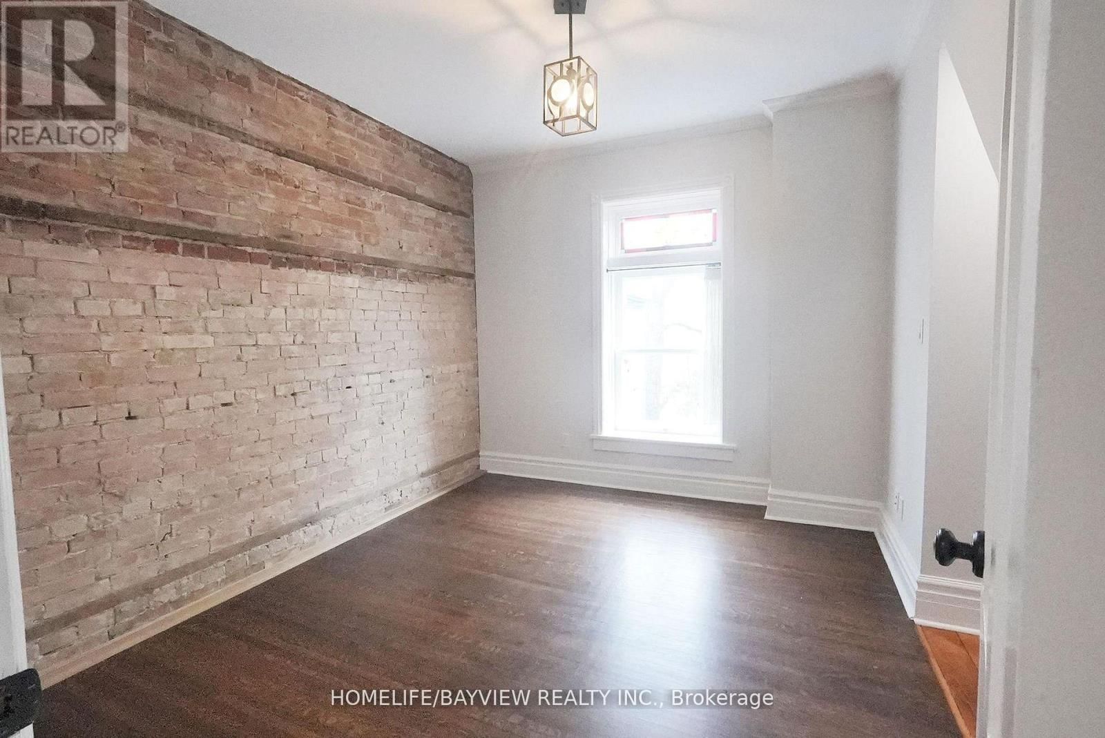 180 & 188 MAIN STREET NORTH Image 32