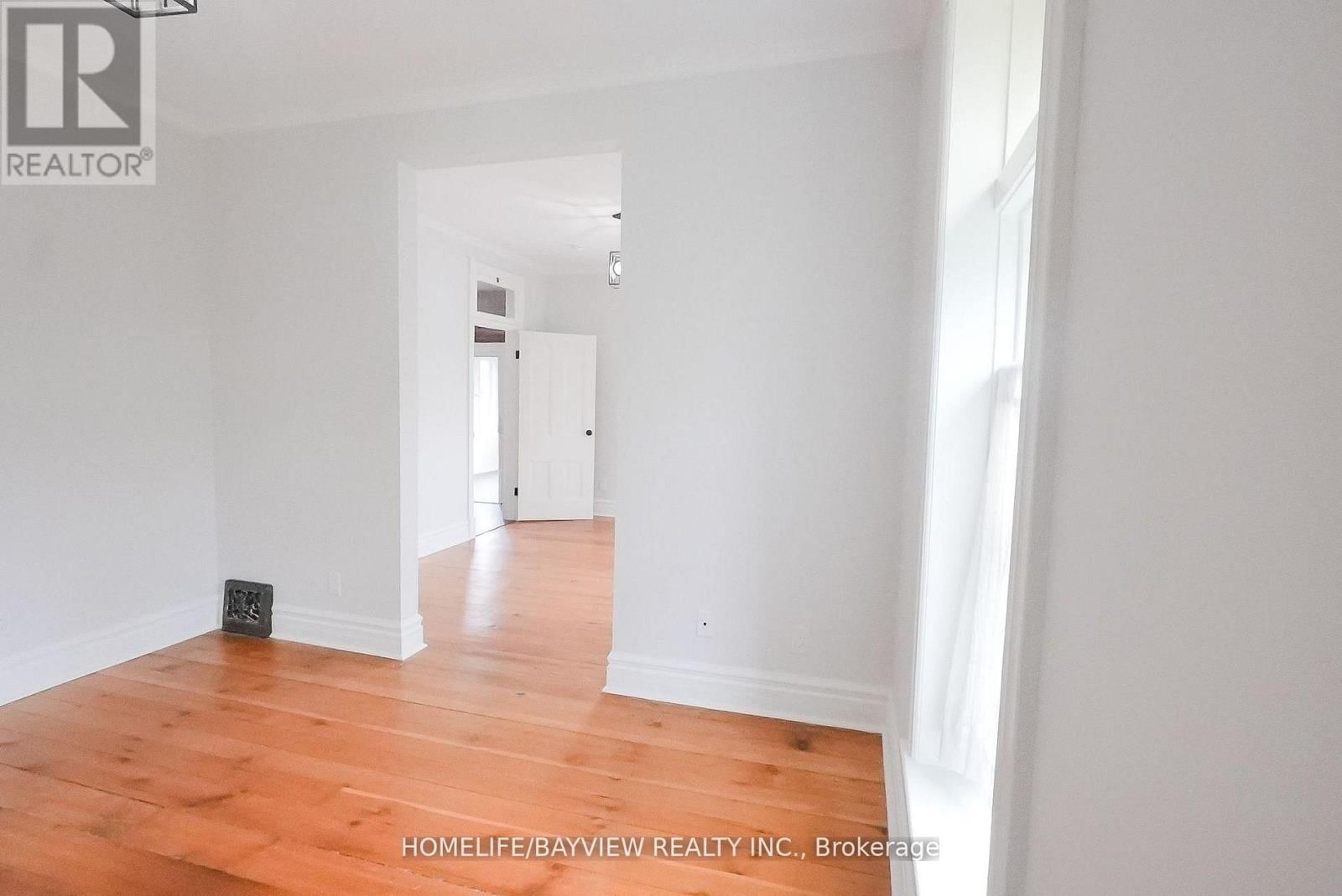 180 & 188 MAIN STREET NORTH Image 37