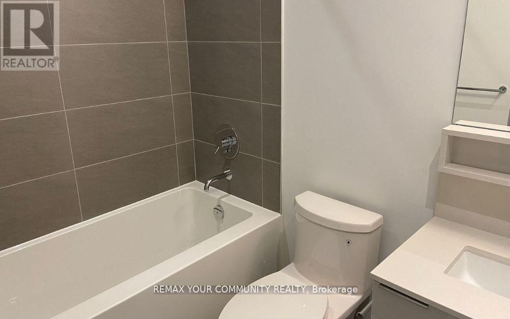 4210 - 950 PORTAGE PARKWAY Image 5