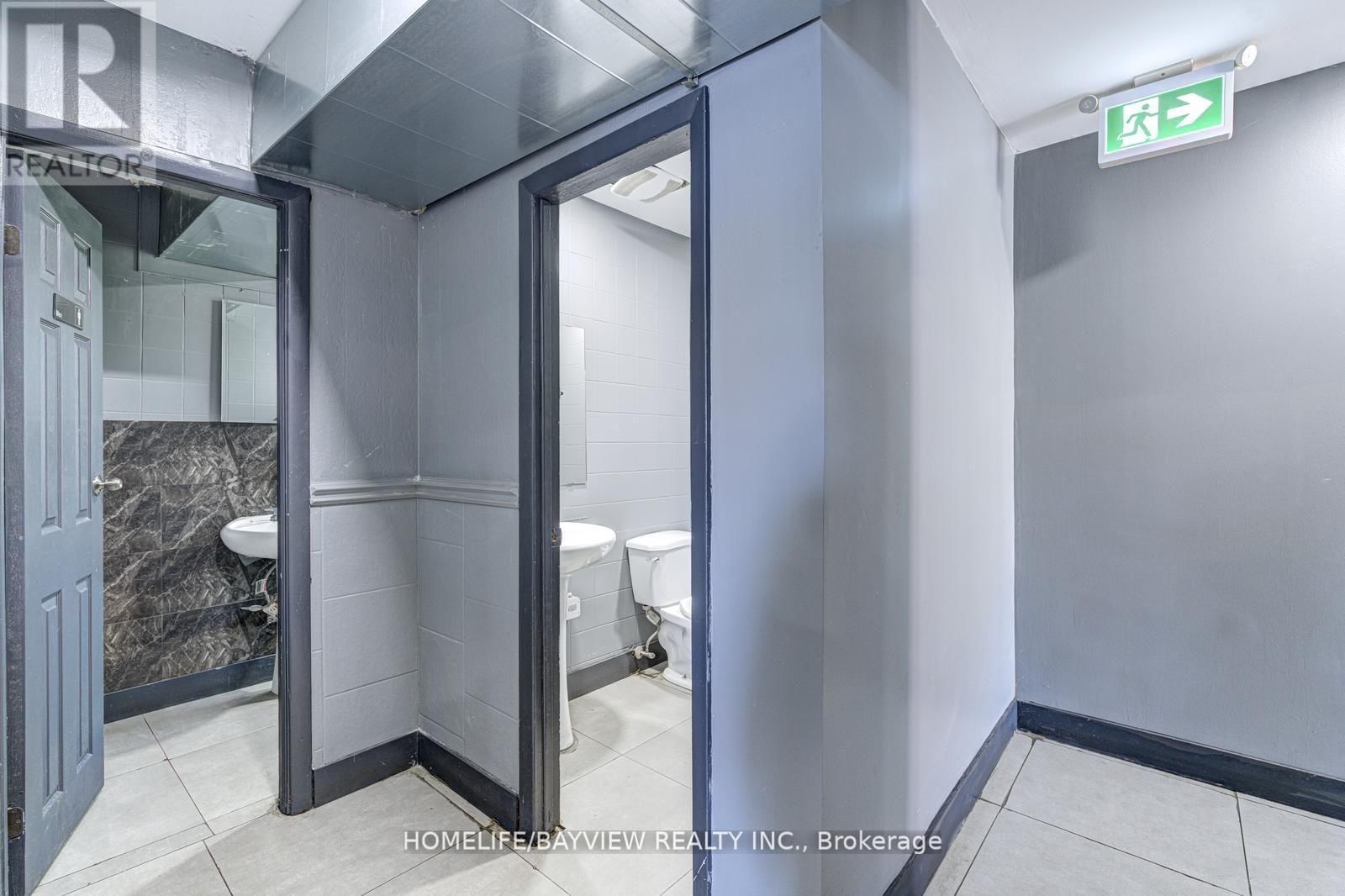 5775 HIGHWAY 7 EAST Image 35