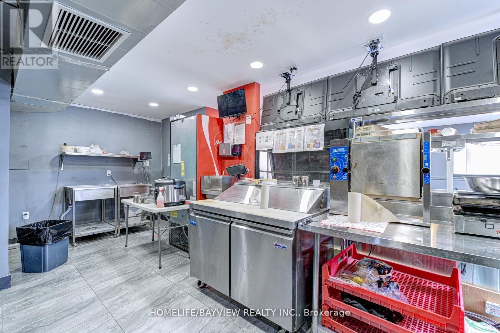 5775 HIGHWAY 7 EAST Image 39