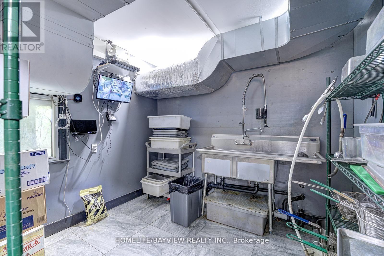 5775 HIGHWAY 7 EAST Image 44