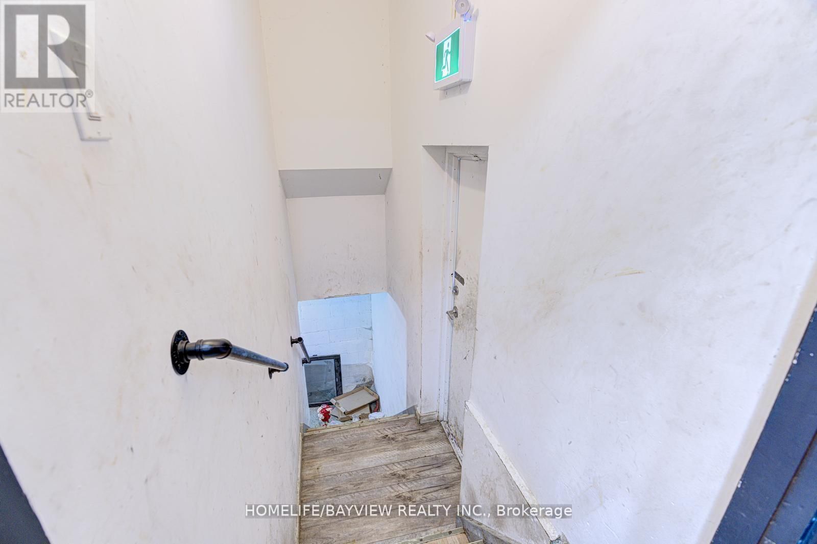 5775 HIGHWAY 7 EAST Image 45