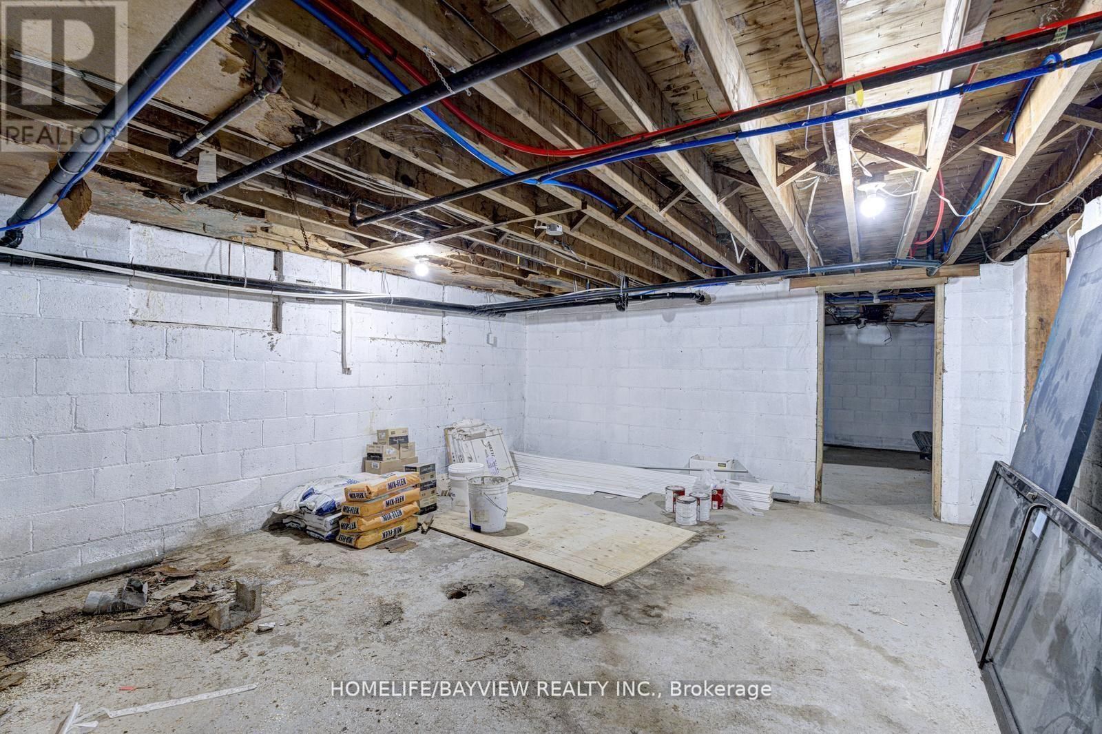 5775 HIGHWAY 7 EAST Image 48