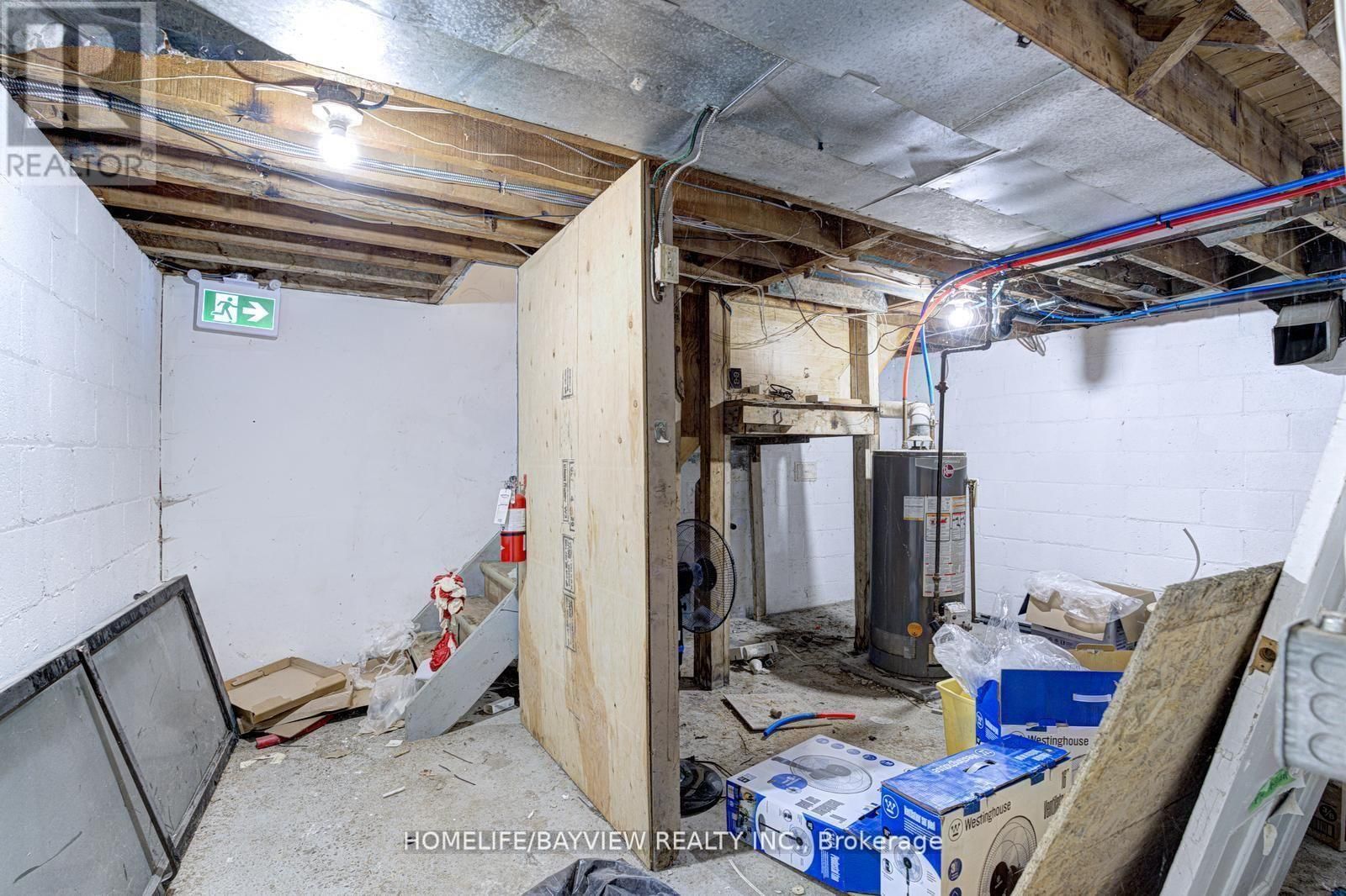 5775 HIGHWAY 7 EAST Image 50