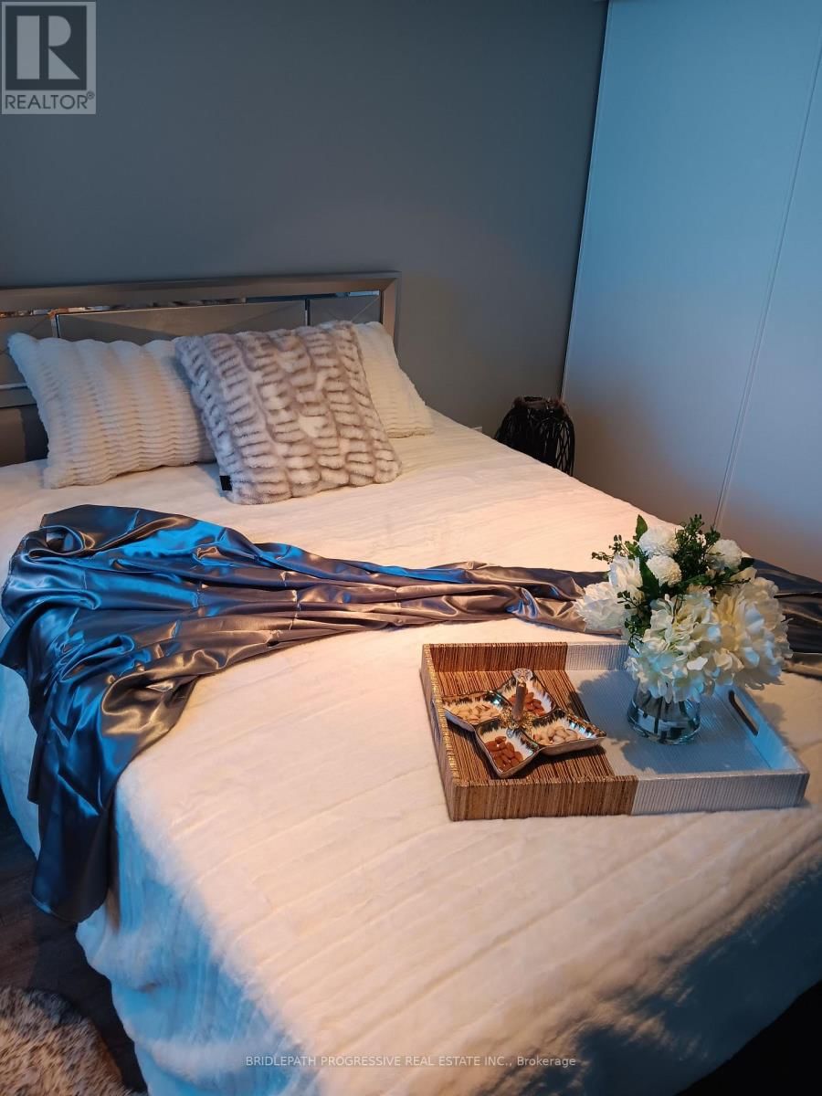 1505 - 7300 YONGE STREET Image 12