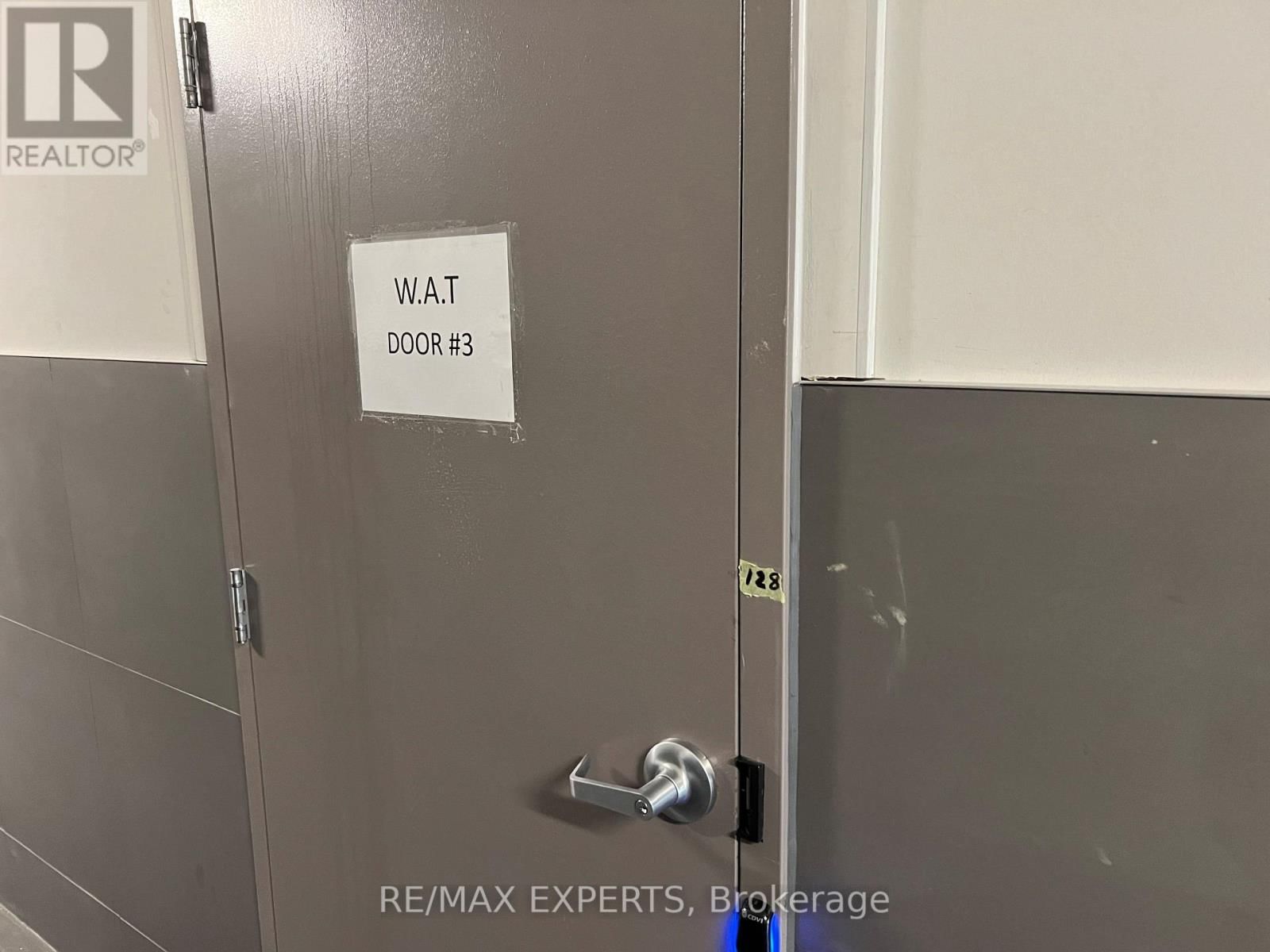 412-413 - 7250 KEELE STREET Image 11