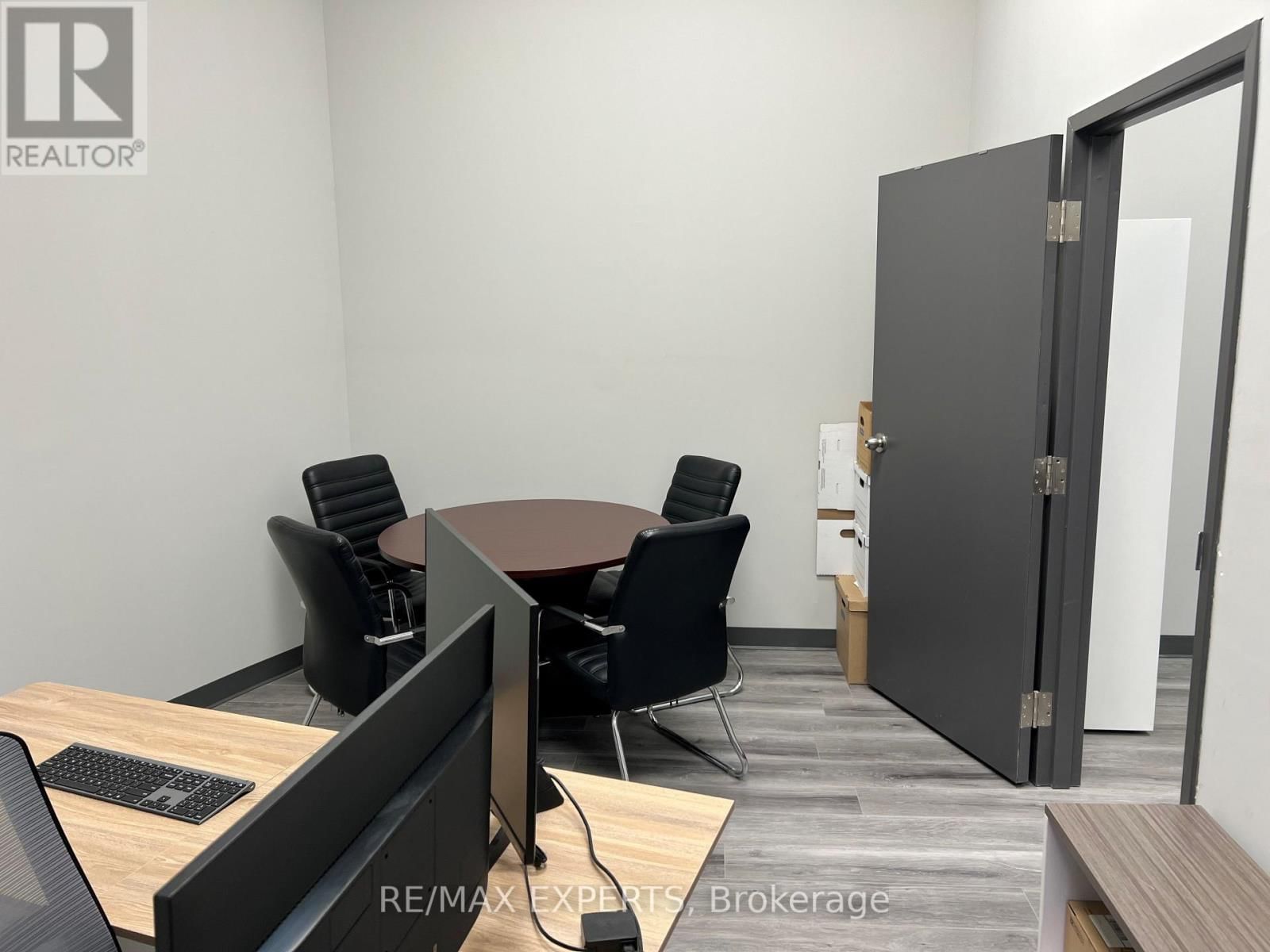 412-413 - 7250 KEELE STREET Image 14