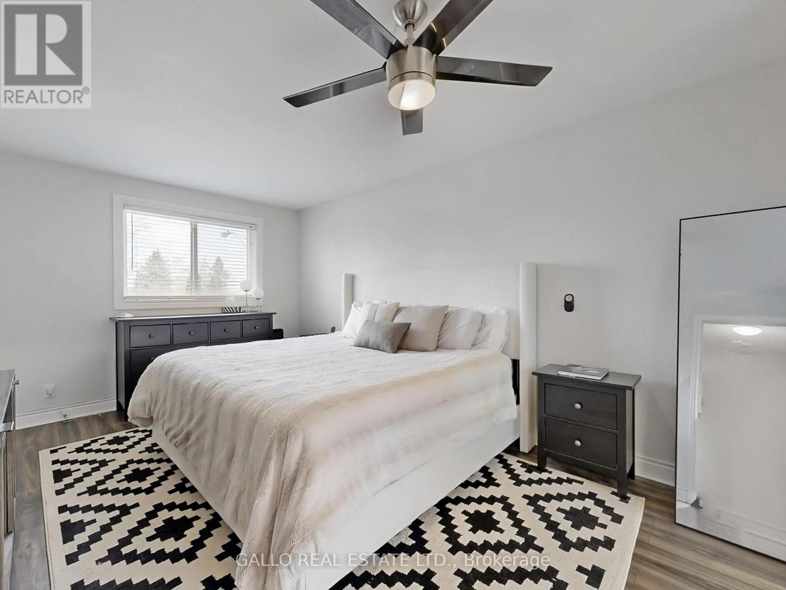 630 HIGHLAND CRESCENT Image 14