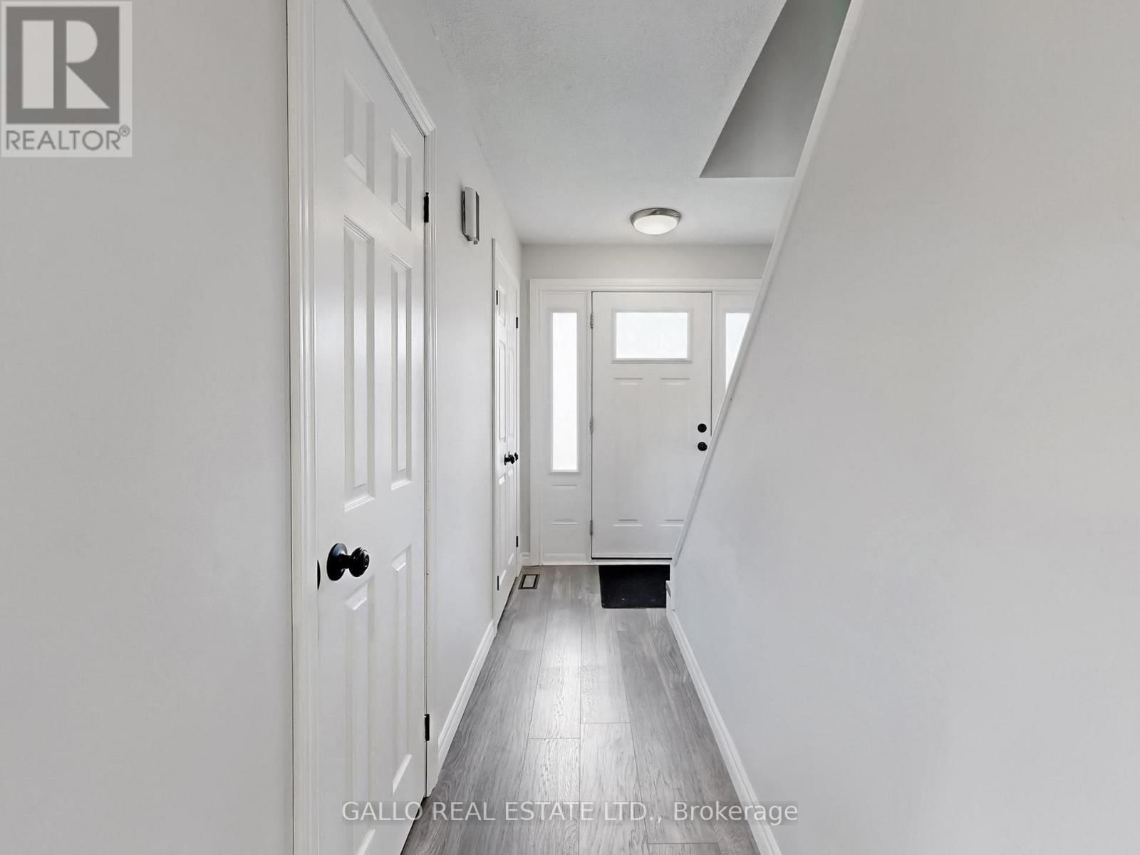 630 HIGHLAND CRESCENT Image 2