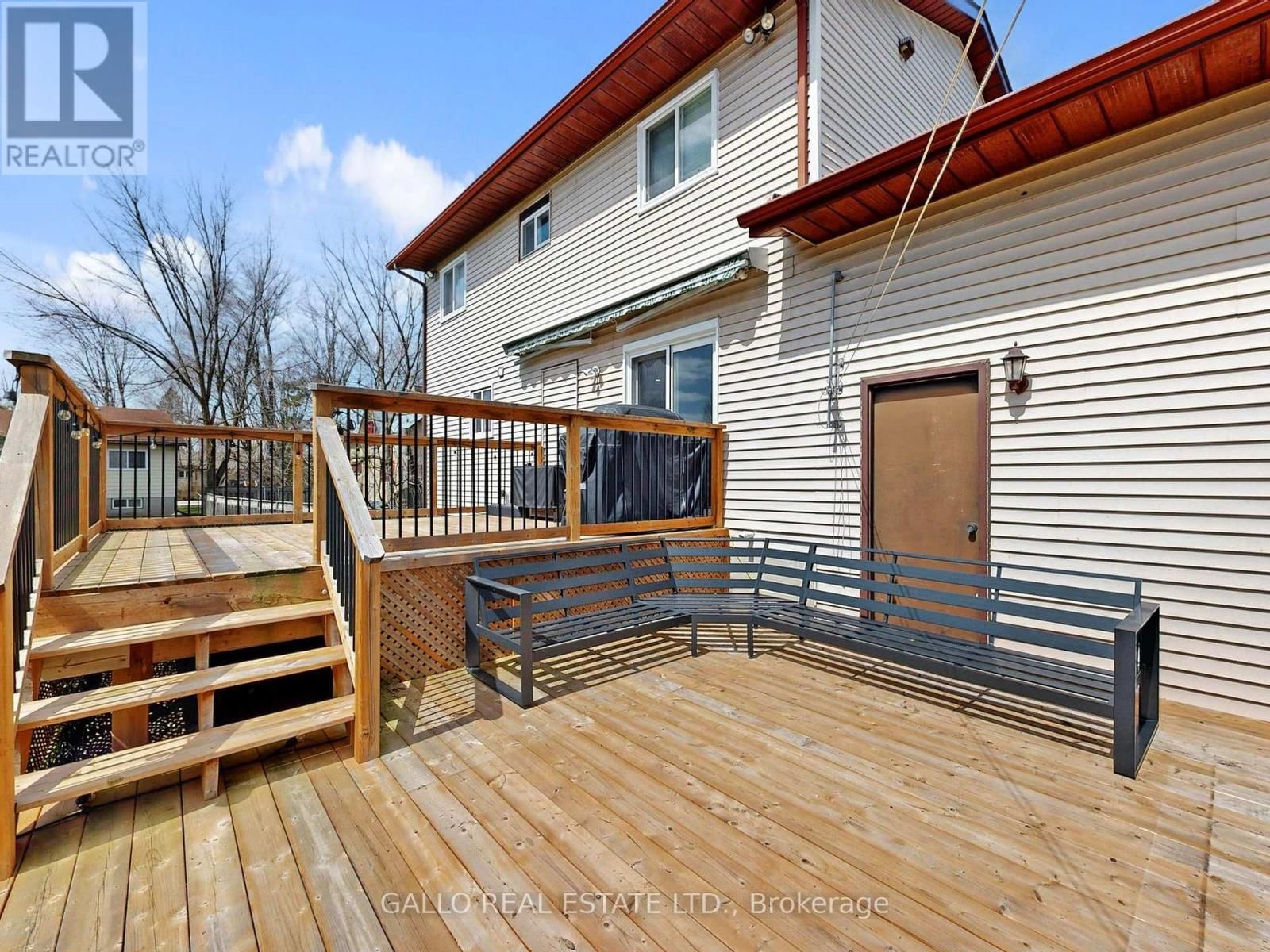 630 HIGHLAND CRESCENT Image 24