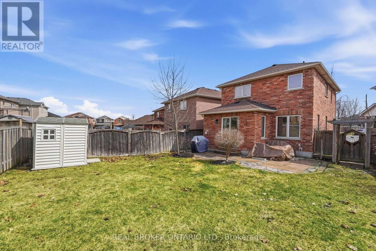 55 CHRISTINA CRESCENT Image 29