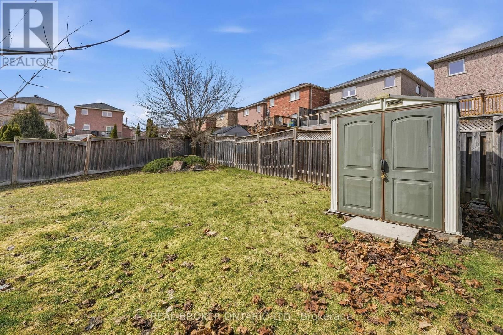 55 CHRISTINA CRESCENT Image 30