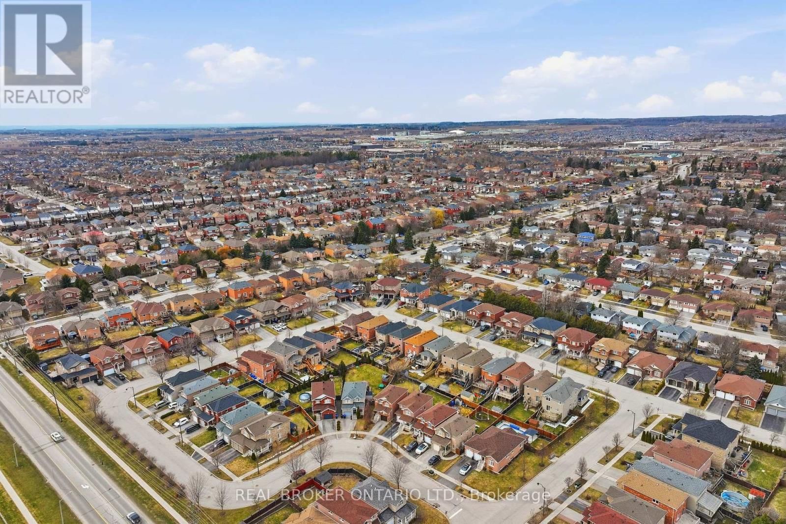 55 CHRISTINA CRESCENT Image 34