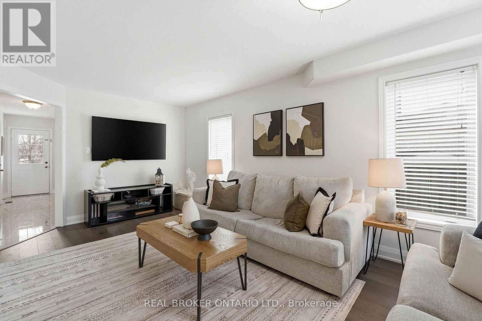 55 CHRISTINA CRESCENT Image 5