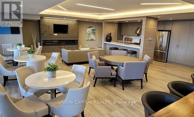 8 - 3380 BUR OAK AVENUE Image 12