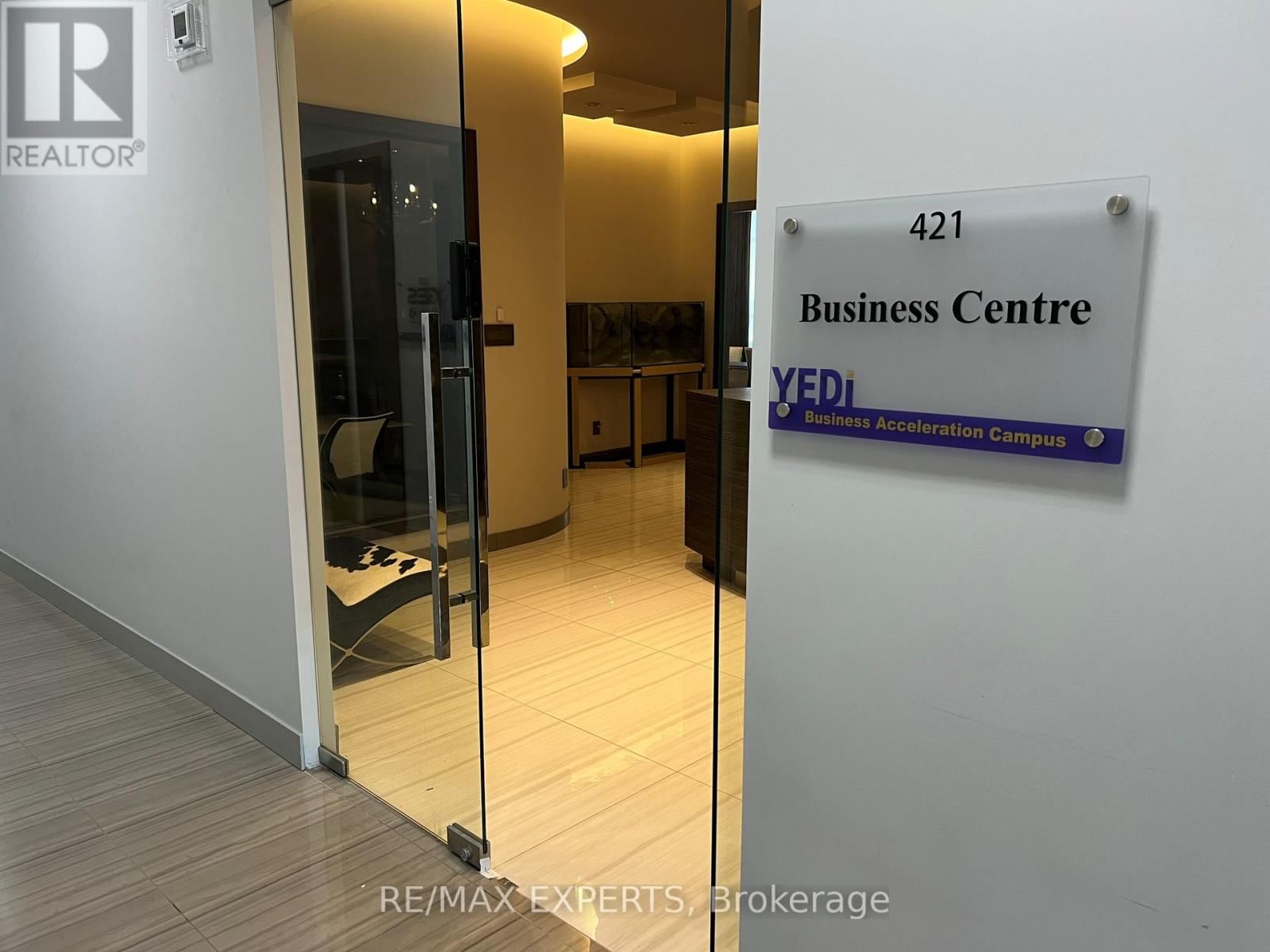 421A - 7250 KEELE STREET Image 7