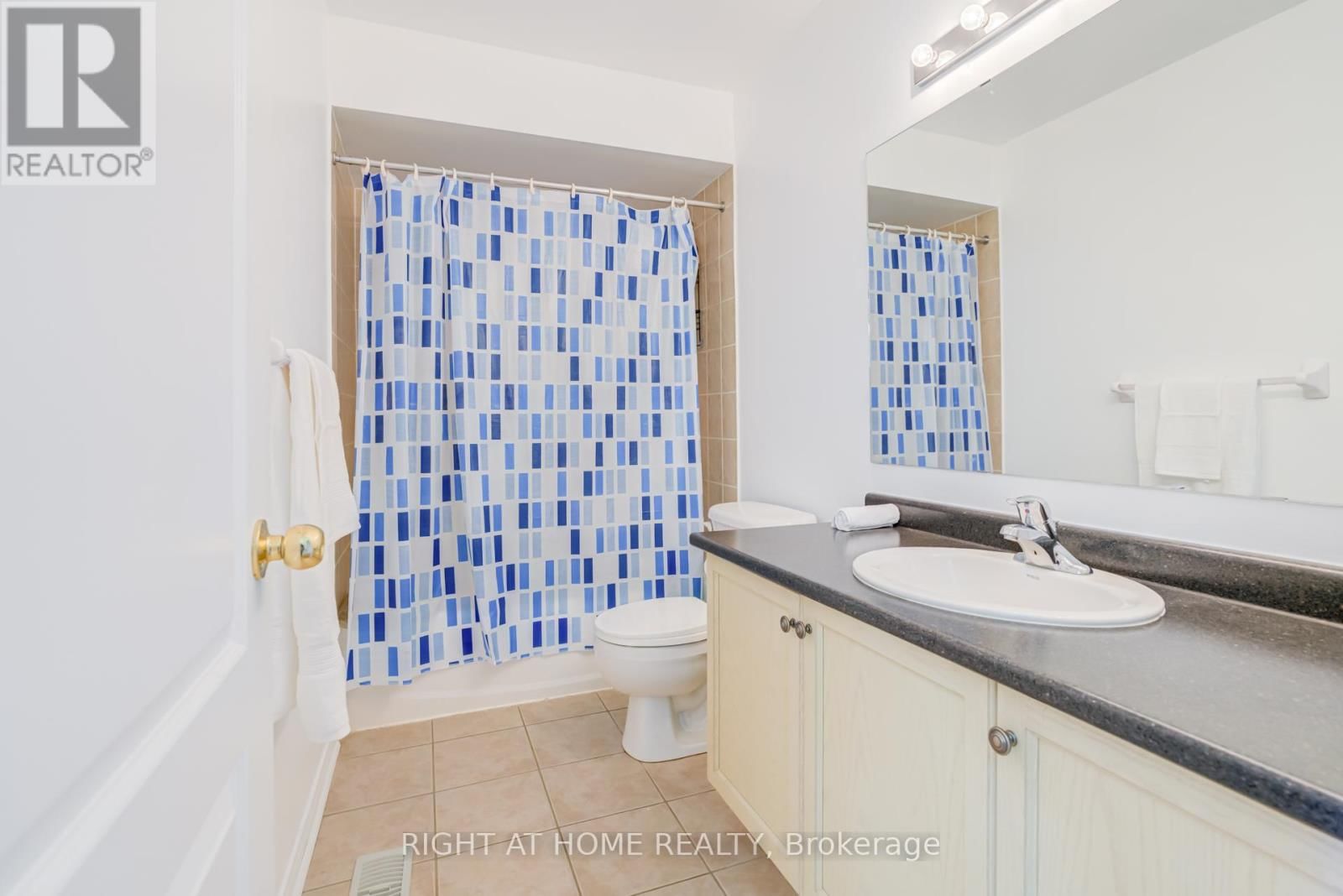 105 HAMMILL HEIGHTS Image 27