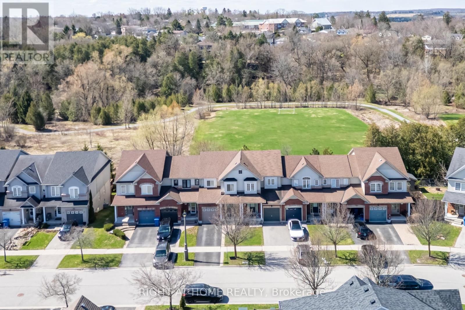 105 HAMMILL HEIGHTS Image 3