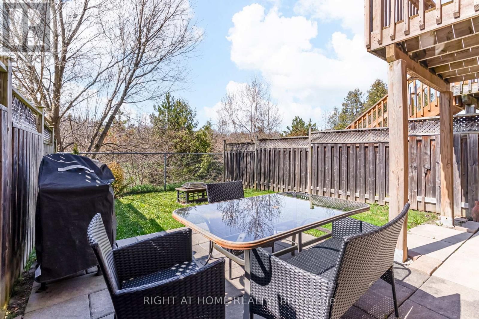 105 HAMMILL HEIGHTS Image 34