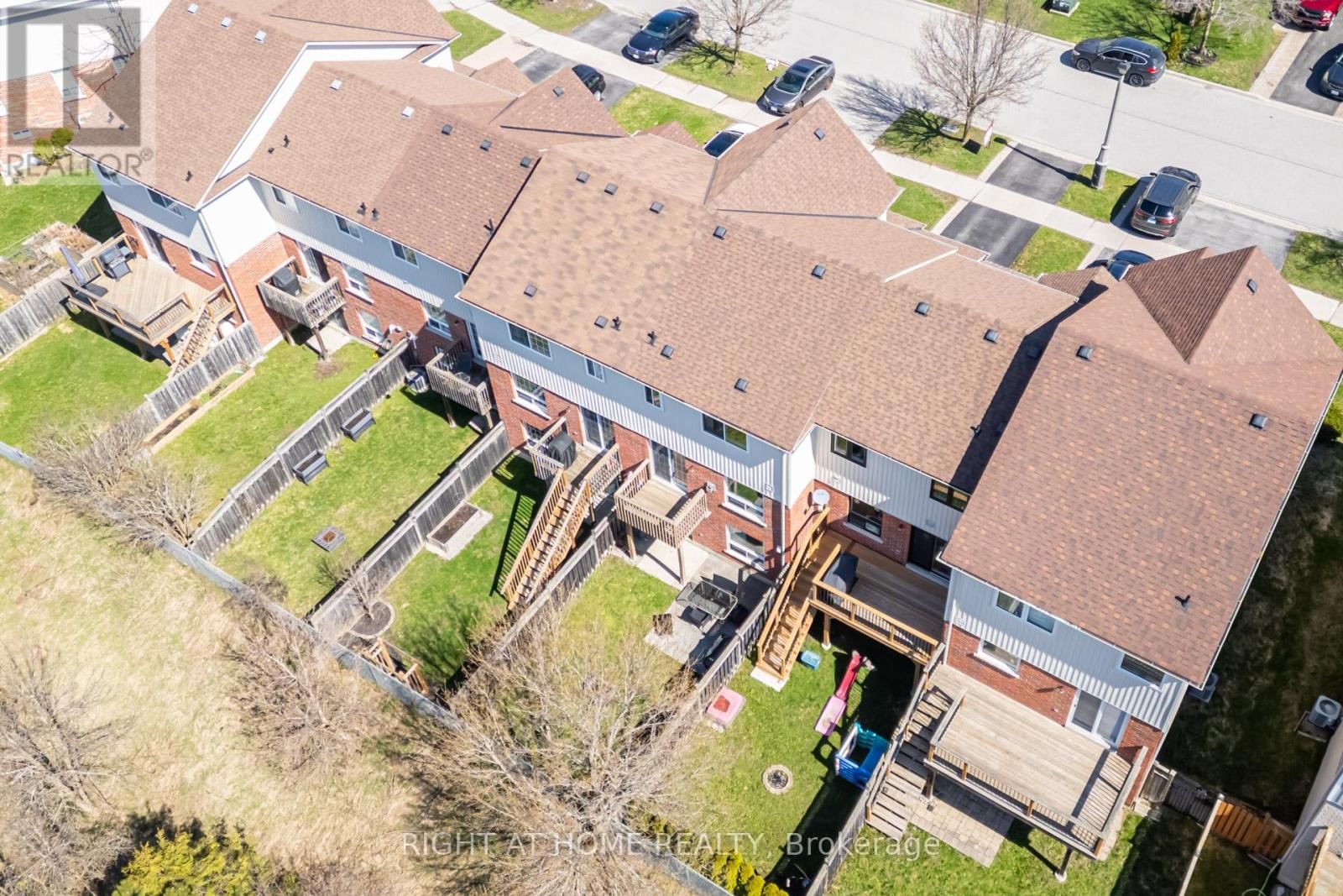 105 HAMMILL HEIGHTS Image 36