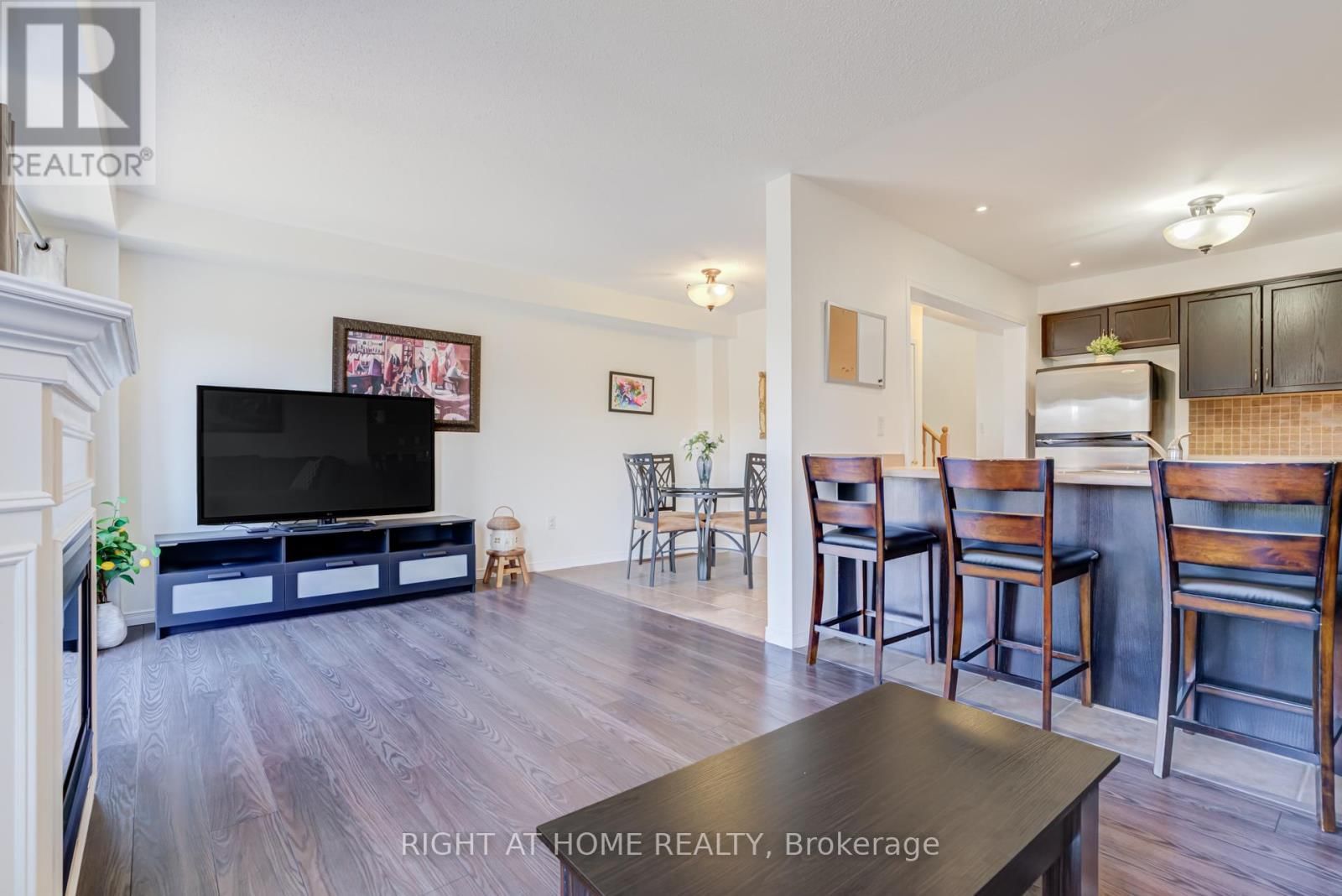 105 HAMMILL HEIGHTS Image 9