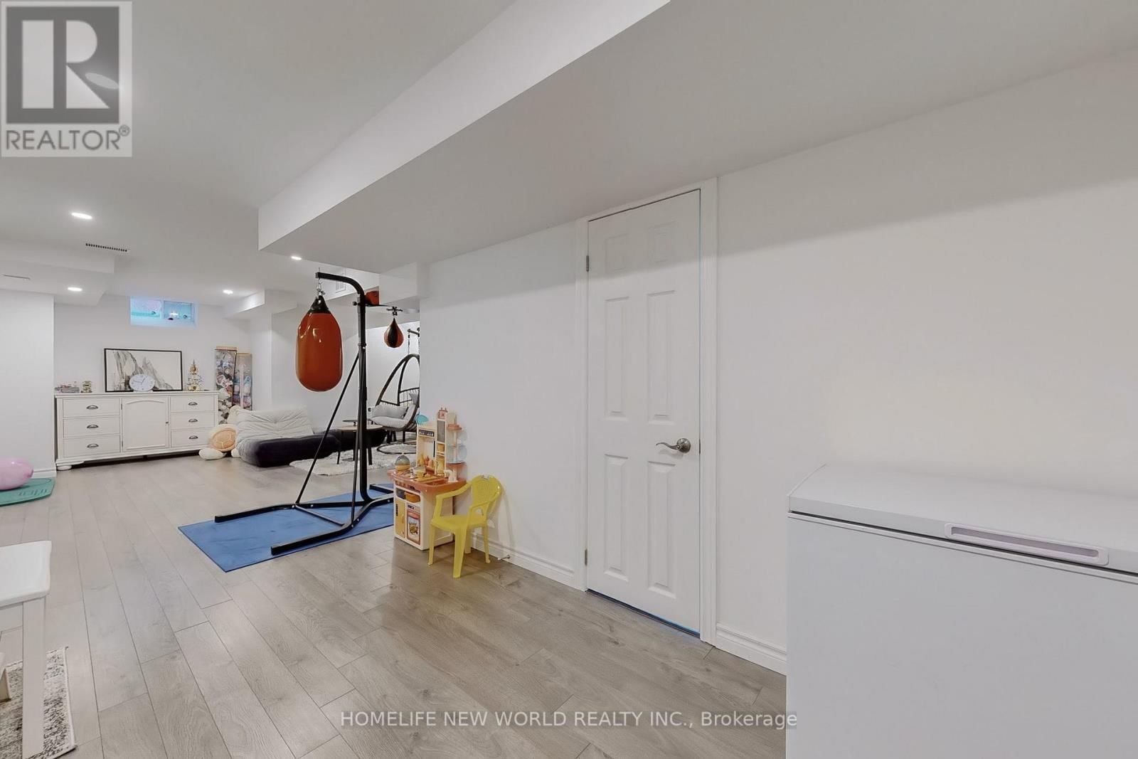 50 BEN SINCLAIR AVENUE Image 30