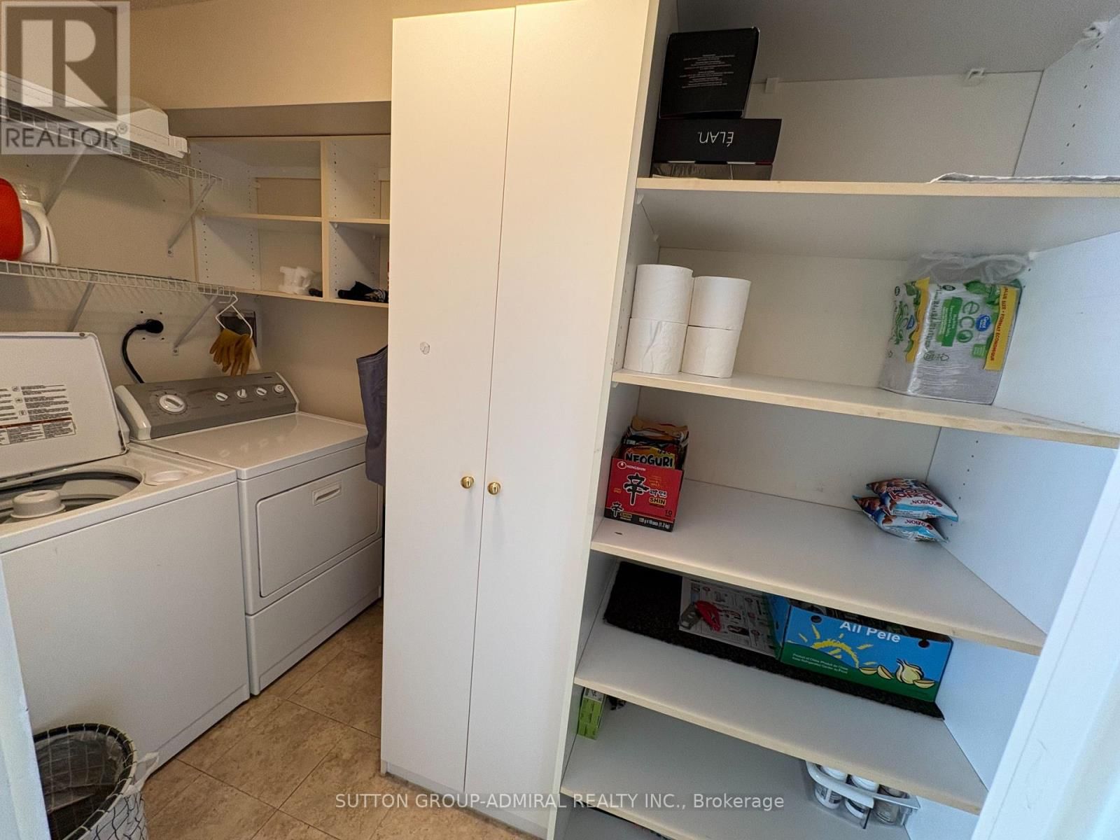 701 - 1 CLARK AVENUE WEST Image 16