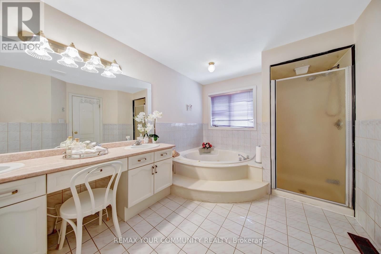 34 LEICESTER ROAD Image 27