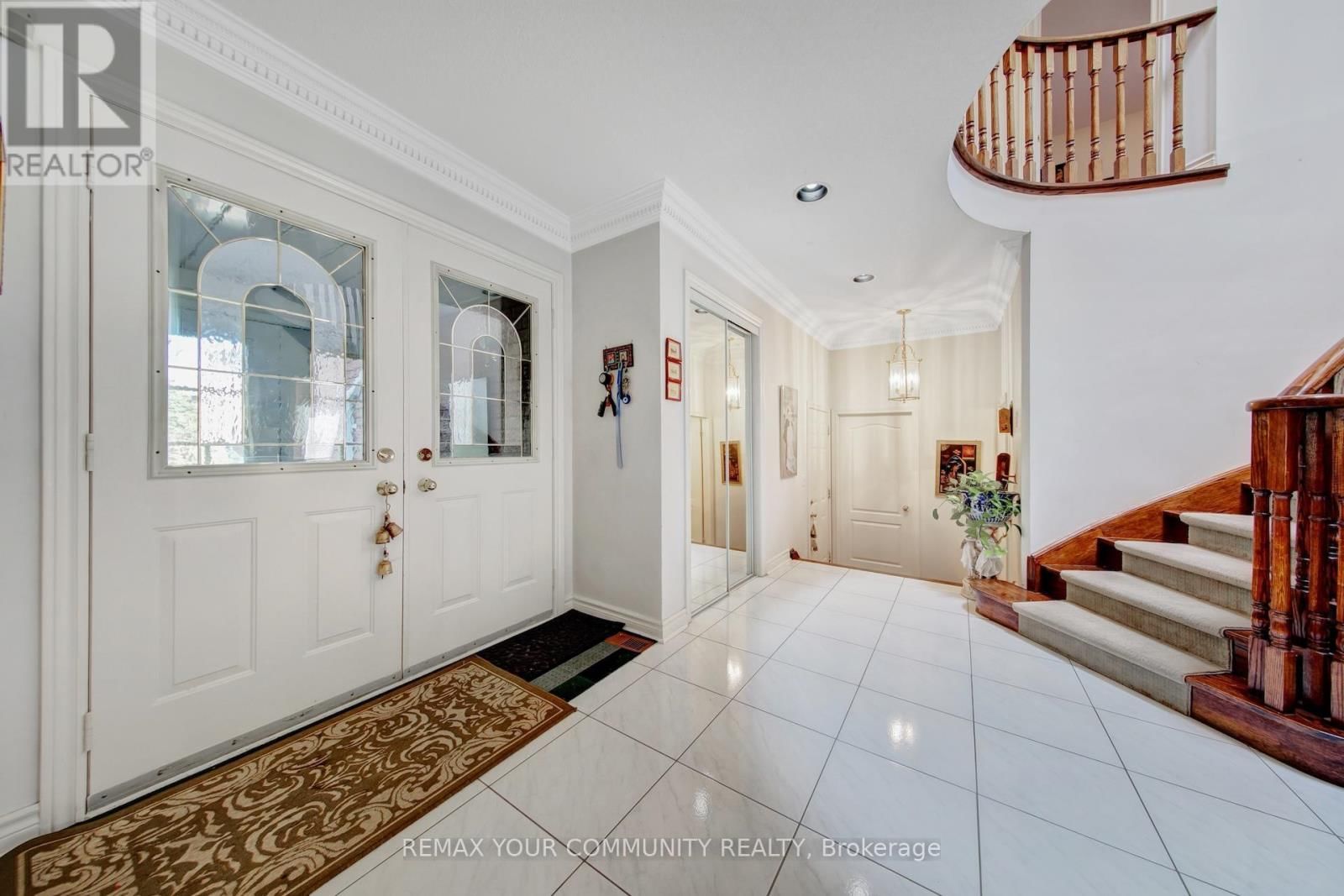 34 LEICESTER ROAD Image 3