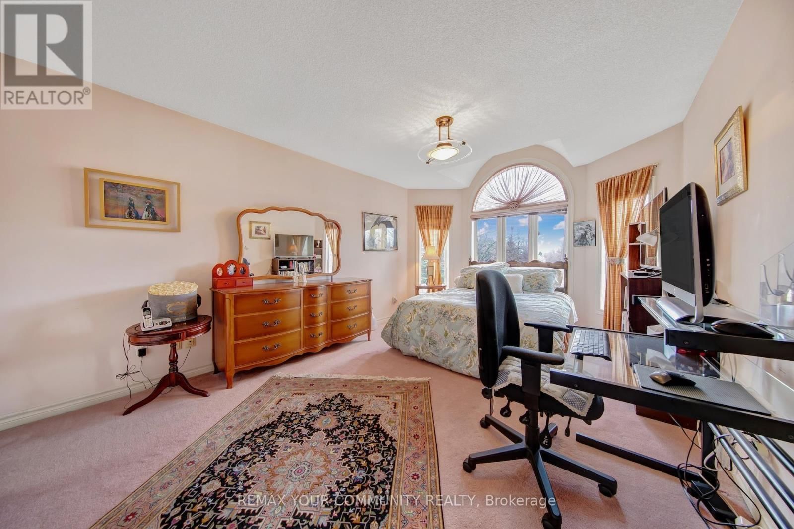 34 LEICESTER ROAD Image 32