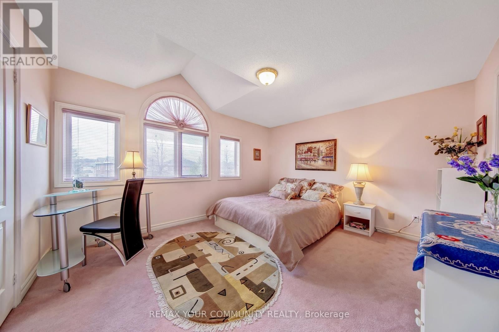 34 LEICESTER ROAD Image 33