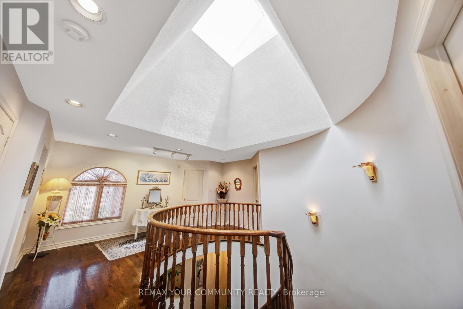 34 LEICESTER ROAD Image 36