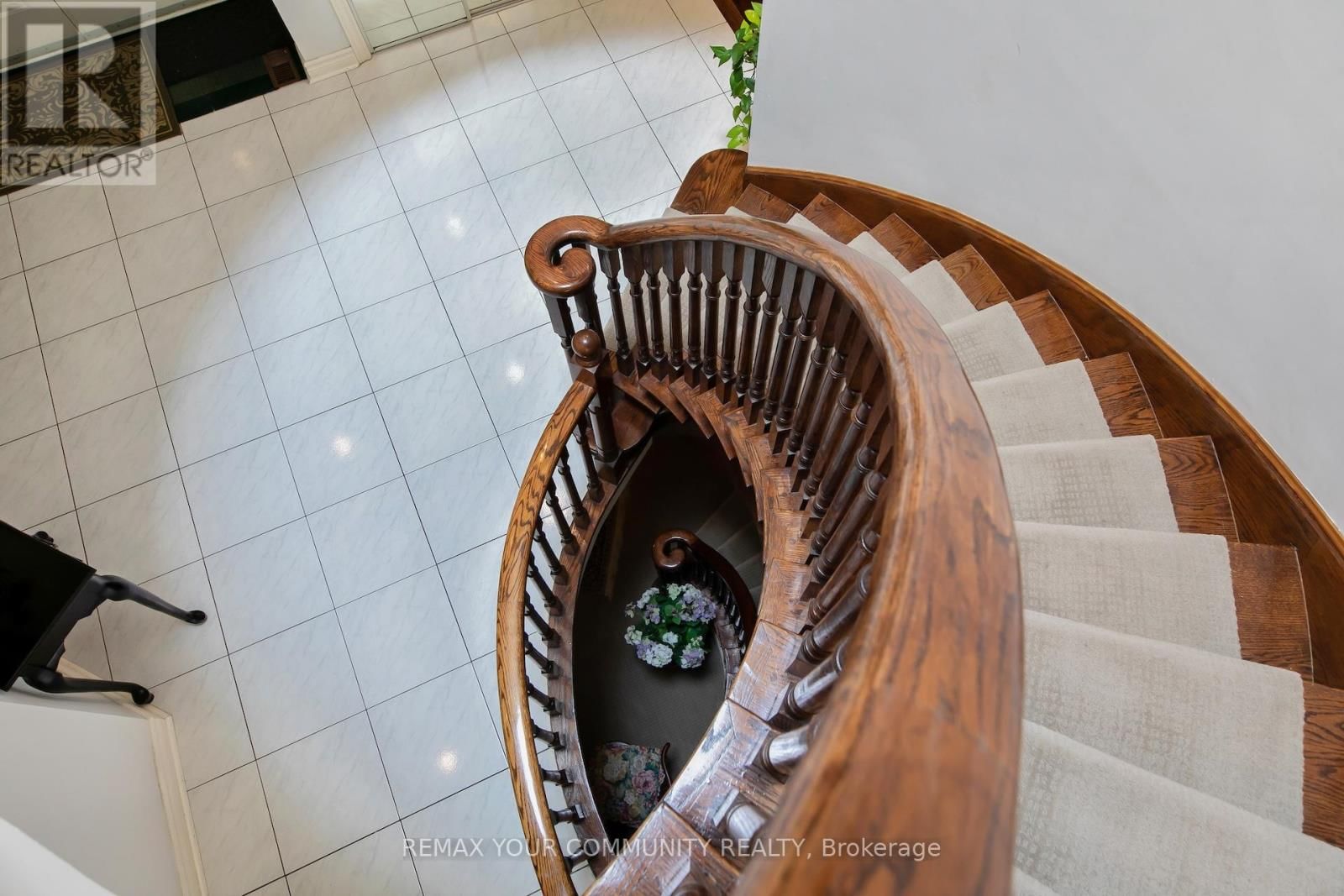 34 LEICESTER ROAD Image 37