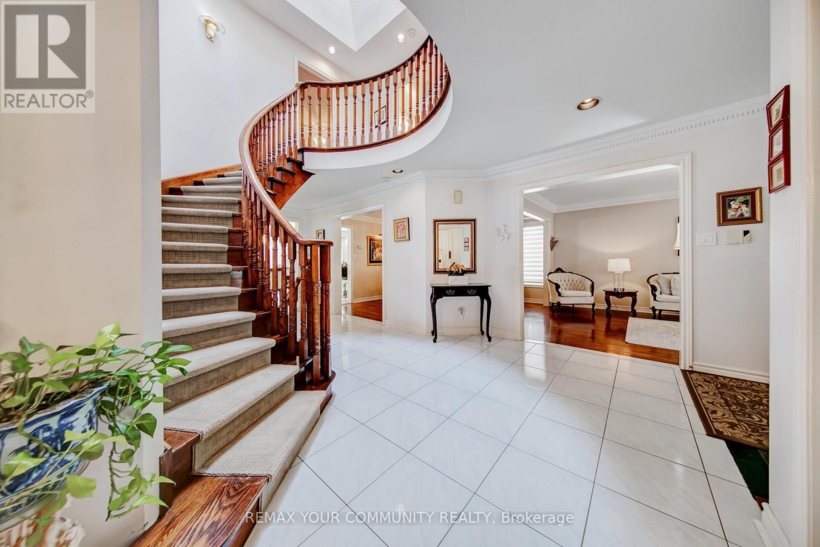 34 LEICESTER ROAD Image 4