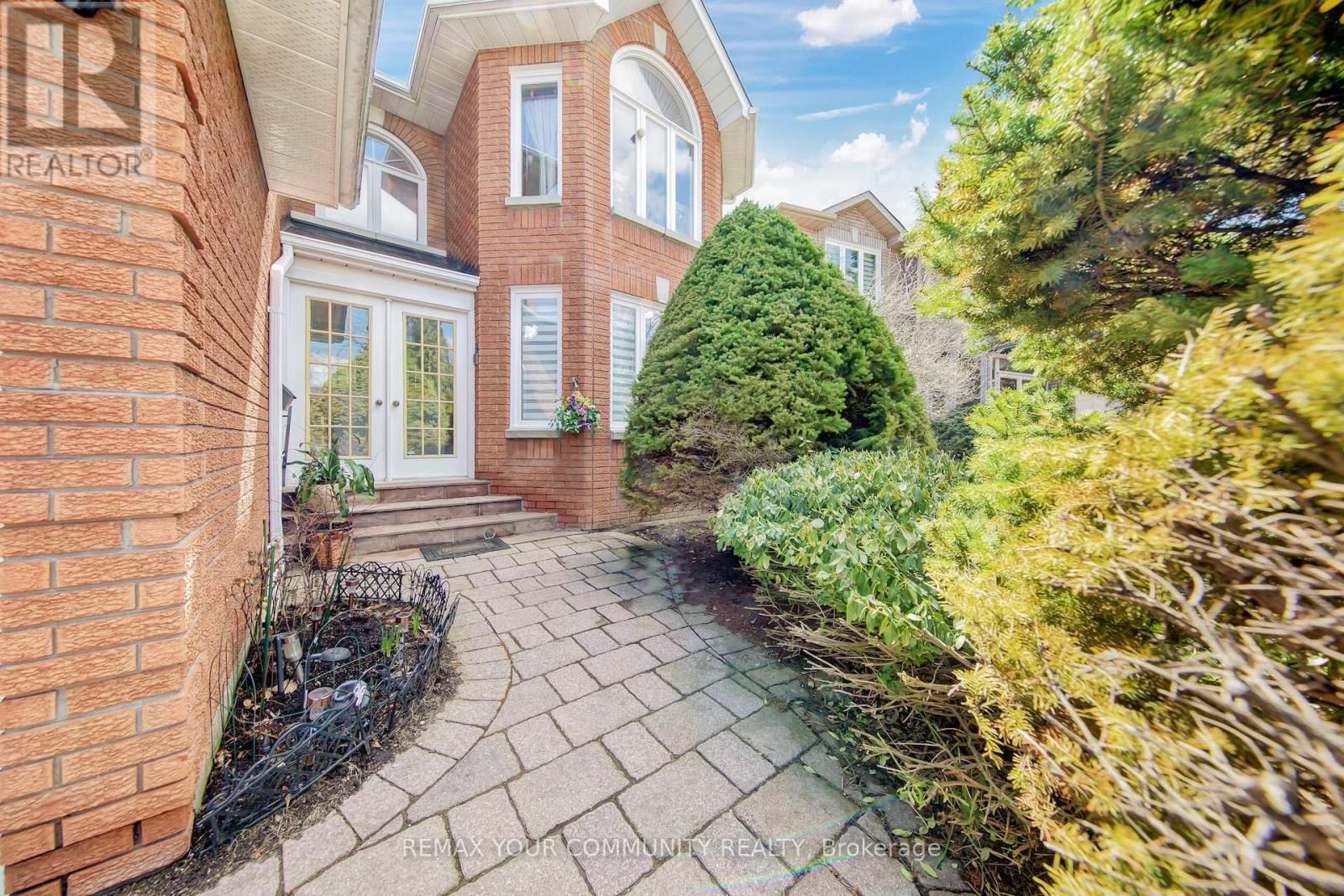 34 LEICESTER ROAD Image 44