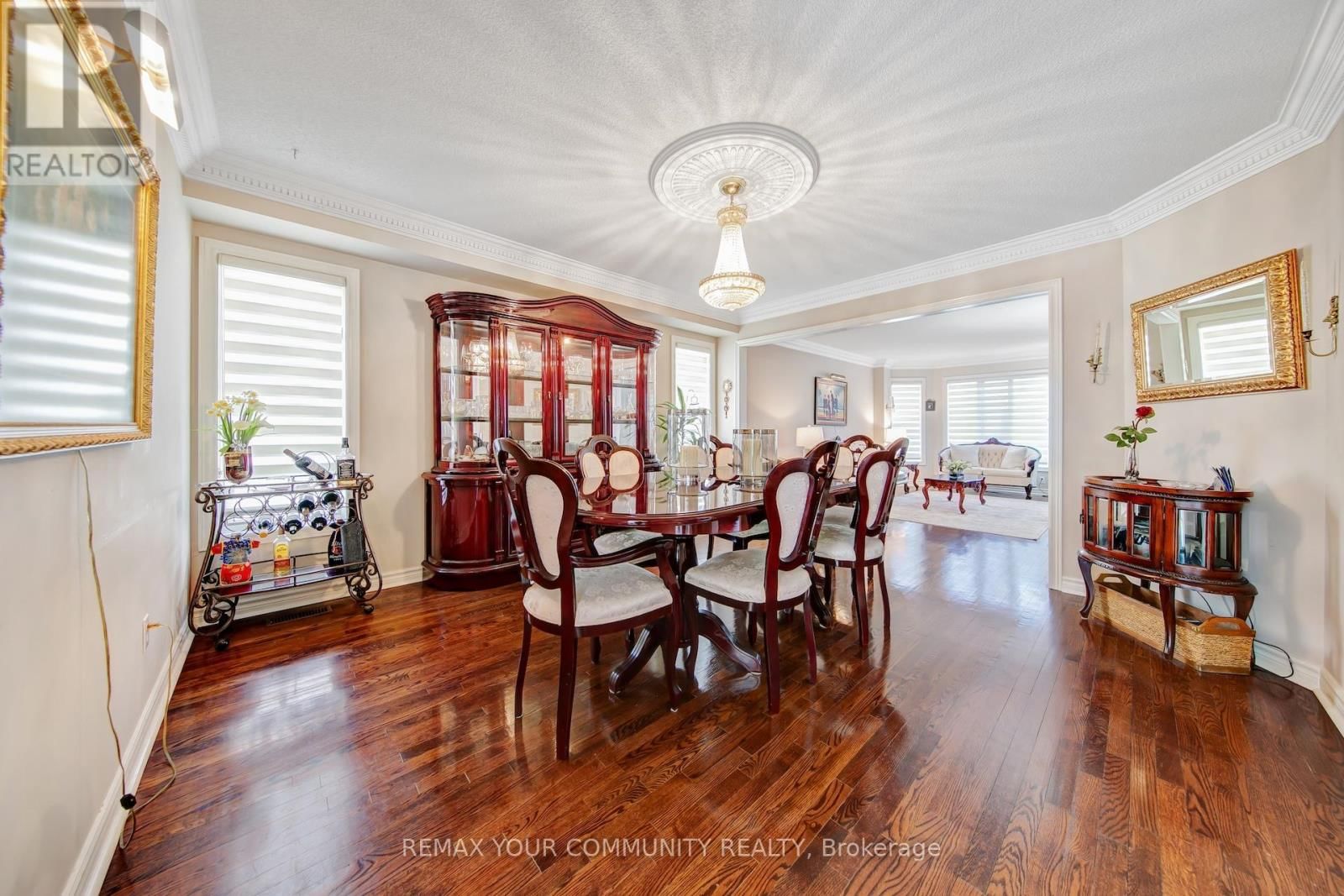 34 LEICESTER ROAD Image 8