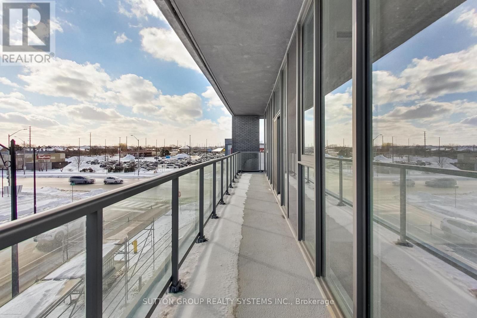 204 - 10 GATINEAU DRIVE Image 22